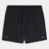 Active Shorts mit Logo in mittlerer Oberschenkellänge