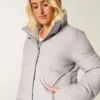 Allwetter-Daunenjacke mit Kunstfellfutter