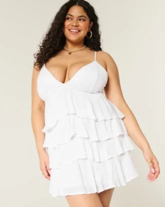 Babydoll-Minikleid mit V-Ausschnitt und Rüschen