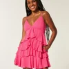 Babydoll-Minikleid mit V-Ausschnitt und Rüschen