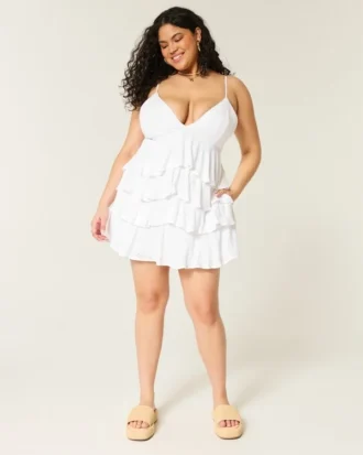 Babydoll-Minikleid mit V-Ausschnitt und Rüschen