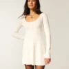 Babydoll-Pullover-Minikleid