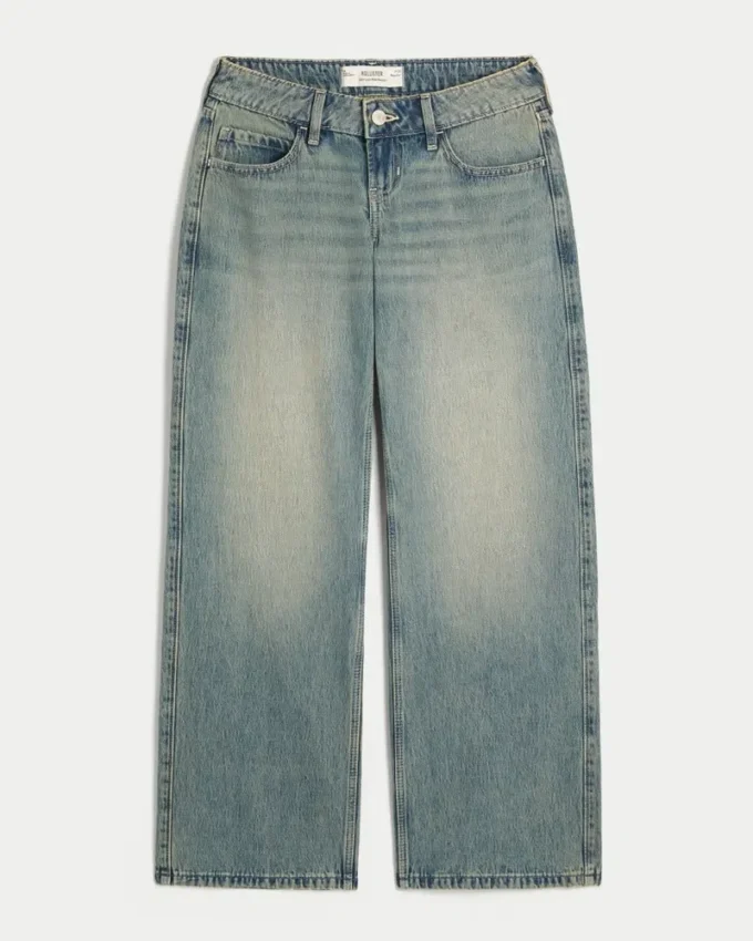 Baggy-Jeans mit extrem niedriger Leibhöhe und mittlerer Waschung
