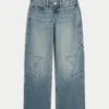 Baggy-Jeans mit niedriger Leibhöhe, mittlerer Waschung und Stern-Grafik
