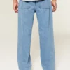 Baggy-Jeans mit Stickerei in mittlerer Waschung