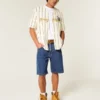 Baggy-Jeansshorts in mittlerer Waschung