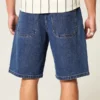 Baggy-Jeansshorts in mittlerer Waschung