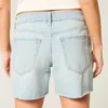 Baggy-Jeansshorts mit niedriger Leibhöhe und heller Waschung, 5″