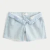 Baggy-Jeansshorts mit niedriger Leibhöhe und heller Waschung, 5″