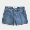 Baggy-Jeansshorts mit niedriger Leibhöhe und Schleifenmuster