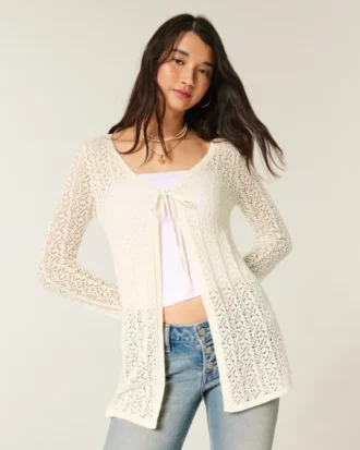 Bequeme, langärmelige Strandjacke mit Bindeband vorne