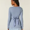 Bequemes langärmeliges Babydoll-Oberteil mit Wickelausschnitt
