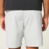 Über dem Knie endende Twill-Shorts zum Hineinschlüpfen