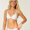 Bikini-Oberteil mit Bügeln und Trägern am Rücken