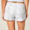 Blaue Mini-Shorts aus Camouflage-Fleece