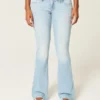 Bootcut-Jeans mit niedriger Leibhöhe und heller Waschung