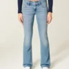 Bootcut-Jeans mit niedriger Leibhöhe und mittlerer Waschung