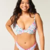 Curvy Plunge Bikini-Oberteil mit Bügel