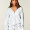 Einfach zu verschließender Camouflage-Hoodie