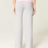 Faltbund-Strickhose mit ausgestelltem Bein