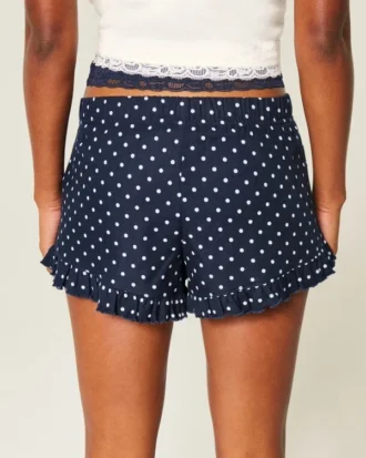Flanell-Shorts mit Rüschen