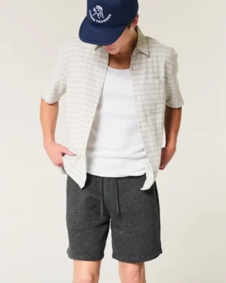 Fleece-Shorts mit Icon-Motiv, Länge über dem Knie