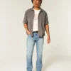 Gerade geschnittene Jeans in mittlerer Waschung