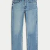Gerade geschnittene Jeans in mittlerer Waschung