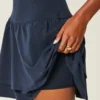 Gestaffeltes Strick-Minikleid