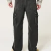 Gewaschene schwarze Baggy-Cargohose