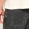 Gewaschene schwarze Baggy-Jeans