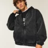 Gewaschene schwarze Denim-Skaterjacke