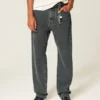 Gewaschene schwarze Loose-Jeans