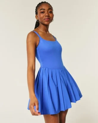 Gilly Hicks Active Plissee-Kleid