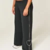 Gilly Hicks Active Recharge Baggy-Hose mit Herzspitzen