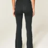 Gilly Hicks Active Recharge Bootcut-Leggings