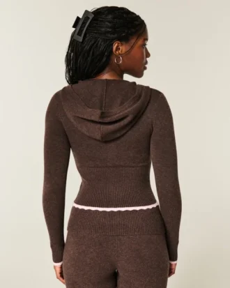 gilly hicks sweatshirt mit zip up kapuze und gewelltem saum 2 330x413 - Gilly Hicks Sweatshirt mit Zip-Up-Kapuze und gewelltem Saum