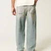 Hellblaue Baggy-Jeans mit gesticktem Würfel-Motiv