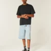 Hellblaue, verzierte Super-Baggy-Jeansshorts