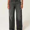 Hoch geschnittene, gewaschene schwarze Baggy-Jeans