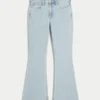Hoch geschnittene, hell gewaschene Flare-Jeans mit Herzstickerei