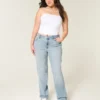 Hoch geschnittene, hell gewaschene Straight-Jeans