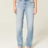 Hoch geschnittene Straight-Jeans in heller Waschung mit Used-Look
