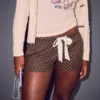 Holiday Vault Release Satin-Krawatte Flanell-Mini-Shorts