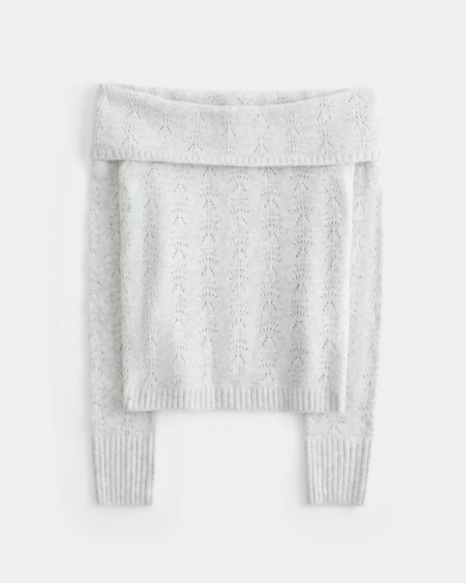 Hollister Bequemer Cloud Stitchy Off-Shoulder-Pullover Hollister Bequemer Cloud Stitchy Off-Shoulder-Pullover