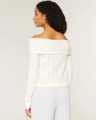 Hollister Bequemer Cloud Stitchy Off-Shoulder-Pullover
