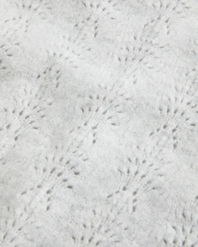 Hollister Bequemer Cloud Stitchy Off-Shoulder-Pullover Hollister Bequemer Cloud Stitchy Off-Shoulder-Pullover