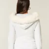 Kapuzenjacke mit Kunstfellbesatz und Reißverschluss