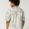 Kastenförmiges, schweres Crop-T-Shirt mit Camouflage-Print
