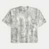 Kastenförmiges, schweres Crop-T-Shirt mit Camouflage-Print